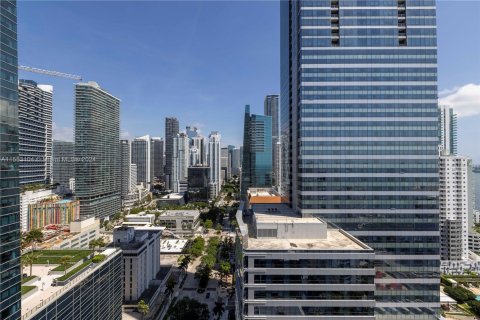 Condo in Miami, Florida, 1 bedroom  № 1073250 - photo 25