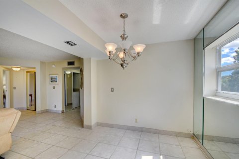 Copropriété à vendre à Lake Worth, Floride: 2 chambres, 101.26 m2 № 1040943 - photo 19