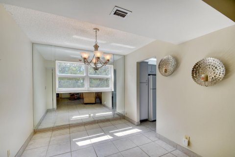 Copropriété à vendre à Lake Worth, Floride: 2 chambres, 101.26 m2 № 1040943 - photo 21