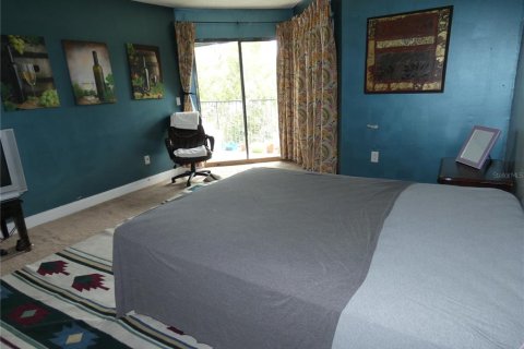 Condo in Orlando, Florida, 2 bedrooms  № 1390848 - photo 9