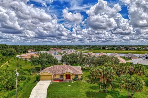 House in North Port, Florida 4 bedrooms, 229.84 sq.m. № 1284637 - photo 29