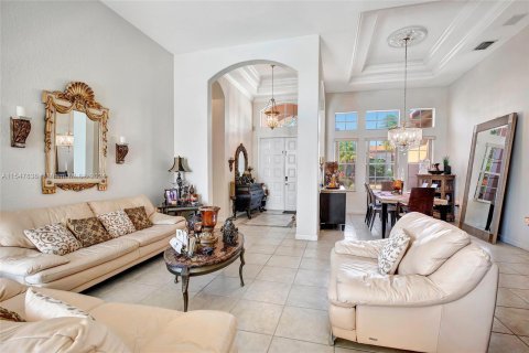 Villa ou maison à vendre à Miramar, Floride: 5 chambres, 239.32 m2 № 1058291 - photo 6