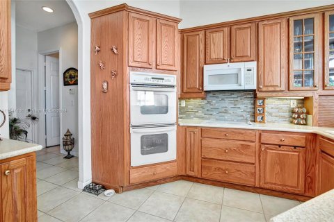 Villa ou maison à vendre à Miramar, Floride: 5 chambres, 239.32 m2 № 1058291 - photo 17