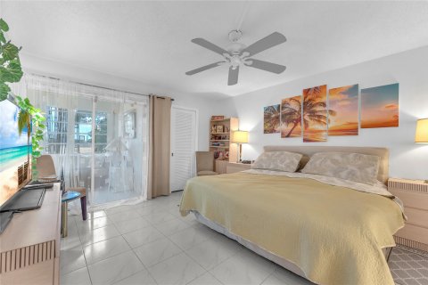 Copropriété à vendre à Deerfield Beach, Floride: 2 chambres, 92.53 m2 № 1222748 - photo 5