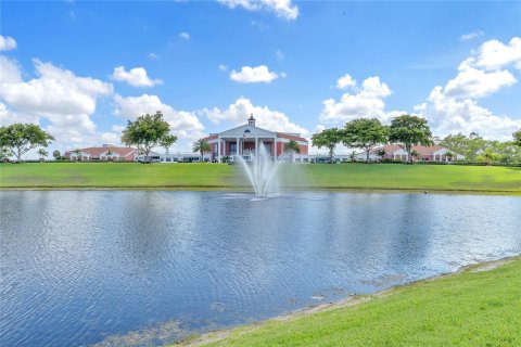 Condo in Deerfield Beach, Florida, 2 bedrooms  № 1222748 - photo 21