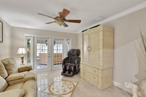 House in Royal Palm Beach, Florida 4 bedrooms, 274.9 sq.m. № 1059965 - photo 26