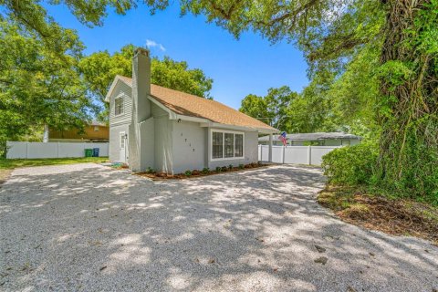 Villa ou maison à vendre à Tampa, Floride: 3 chambres, 131.46 m2 № 1342022 - photo 4