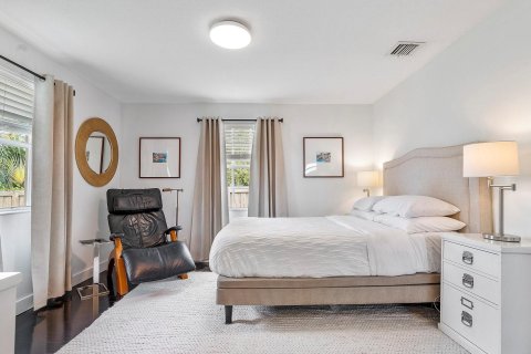 Casa en venta en Hallandale Beach, Florida, 4 dormitorios, 139.17 m2 № 1159524 - foto 19