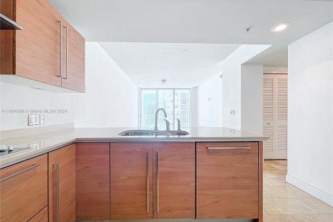 Condominio en venta en Miami, Florida, 1 dormitorio, 76.18 m2 № 1233219 - foto 7