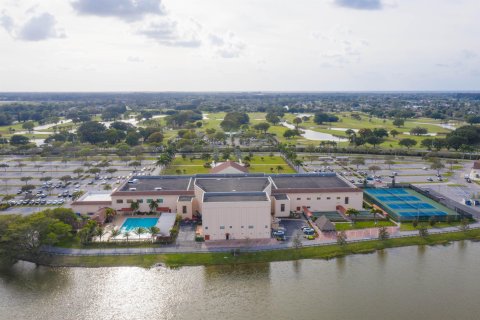 Copropriété à vendre à Boca Raton, Floride: 2 chambres, 77.57 m2 № 1040642 - photo 5