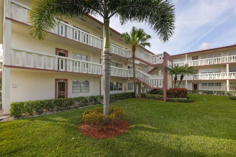 Copropriété à vendre à Boca Raton, Floride: 2 chambres, 77.57 m2 № 1040642 - photo 26