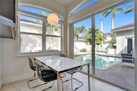 Casa en venta en Hollywood, Florida, 5 dormitorios, 312.06 m2 № 1410652 - foto 21