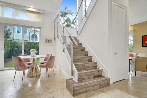 Casa en venta en Hollywood, Florida, 5 dormitorios, 312.06 m2 № 1410652 - foto 12