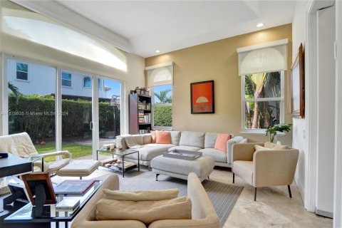 Casa en venta en Hollywood, Florida, 5 dormitorios, 312.06 m2 № 1410652 - foto 24