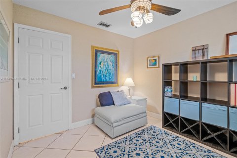 Casa en venta en Miami, Florida, 3 dormitorios, 145.67 m2 № 1327628 - foto 27