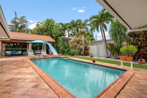 Casa en venta en Miami, Florida, 3 dormitorios, 145.67 m2 № 1327628 - foto 29