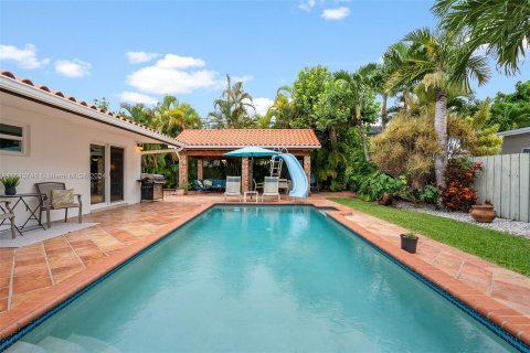 Casa en venta en Miami, Florida, 3 dormitorios, 145.67 m2 № 1327628 - foto 30