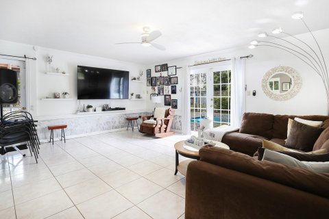 Casa en venta en Plantation, Florida, 4 dormitorios, 152.82 m2 № 1057954 - foto 7