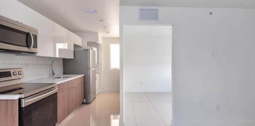 Apartamento en Miami, Florida 2 dormitorios, 51.1 m2 № 1377348