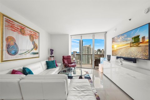 Condo in Miami, Florida, 1 bedroom  № 1377398 - photo 16