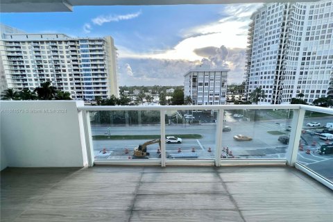 Condominio en alquiler en Miami Beach, Florida, 2 dormitorios, 119.84 m2 № 1397705 - foto 29