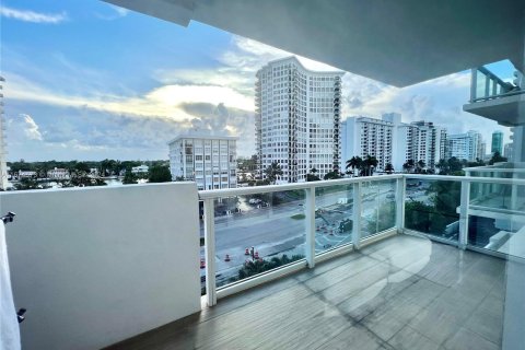 Condominio en alquiler en Miami Beach, Florida, 2 dormitorios, 119.84 m2 № 1397705 - foto 28