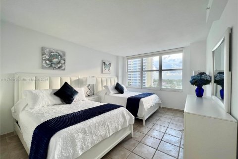 Condominio en alquiler en Miami Beach, Florida, 2 dormitorios, 119.84 m2 № 1397705 - foto 23