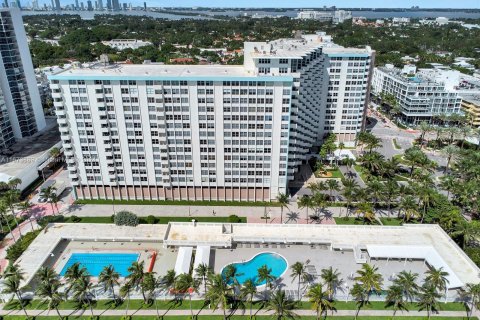 Copropriété à vendre à Miami Beach, Floride: 1 chambre, 72 m2 № 1397651 - photo 12