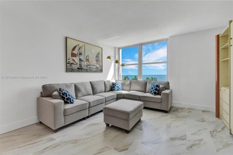 Condominio en venta en Miami Beach, Florida, 1 dormitorio, 72 m2 № 1397651 - foto 29