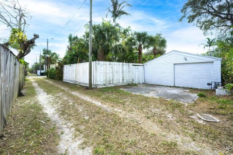 Villa ou maison à vendre à Lake Worth, Floride: 2 chambres, 74.69 m2 № 1017947 - photo 3