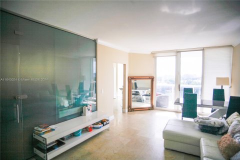 Condominio en venta en Miami Beach, Florida, 1 dormitorio, 102.19 m2 № 1345299 - foto 25