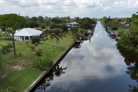 Terreno en venta en Port Charlotte, Florida № 1337642 - foto 2