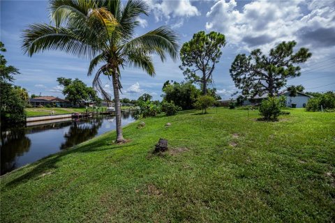 Terreno en venta en Port Charlotte, Florida № 1337642 - foto 5