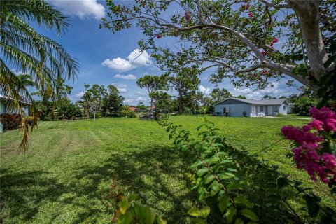 Land in Port Charlotte, Florida № 1337642 - photo 3