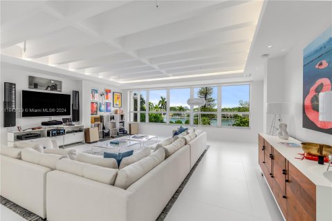 Copropriété à vendre à Miami Beach, Floride: 1 chambre, 119.19 m2 № 1399426 - photo 10