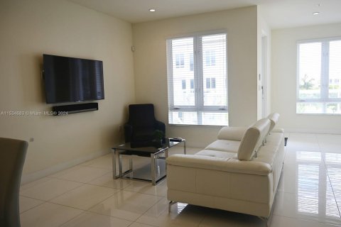 Apartamento en alquiler en Doral, Florida, 3 dormitorios, 169.18 m2 № 1019501 - foto 10