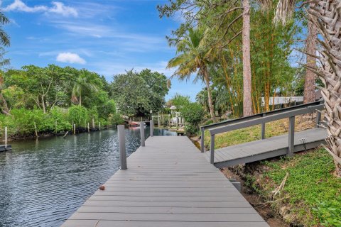 Villa ou maison à vendre à Palm City, Floride: 4 chambres, 242.38 m2 № 1077049 - photo 12