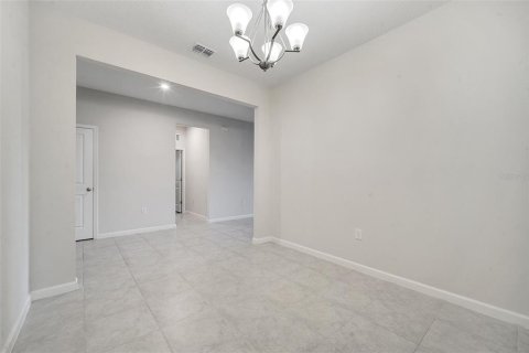 Villa ou maison à vendre à Kissimmee, Floride: 3 chambres, 168.9 m2 № 1300122 - photo 13