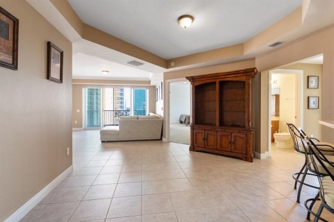 Condo in Fort Myers, Florida, 3 bedrooms  № 1052854 - photo 22