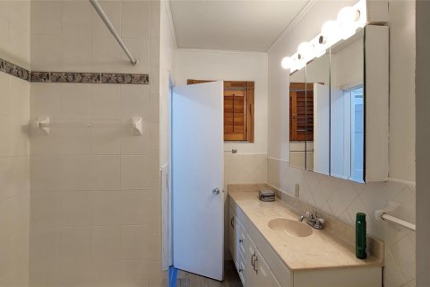 Condo in Hollywood, Florida, 1 bedroom  № 1040819 - photo 7