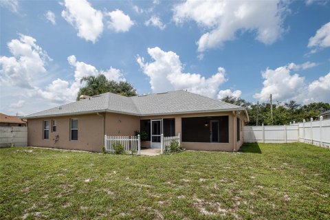 House in Deltona, Florida 3 bedrooms, 191.01 sq.m. № 1299120 - photo 17