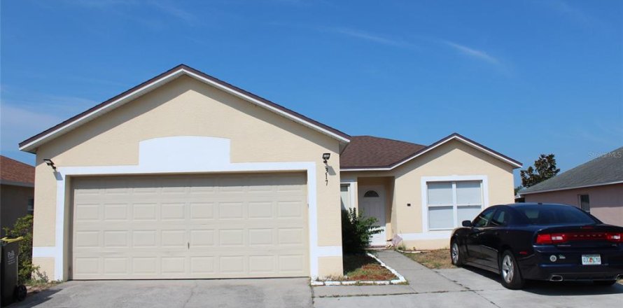 House in Davenport, Florida 3 bedrooms, 130.43 sq.m. № 1397847