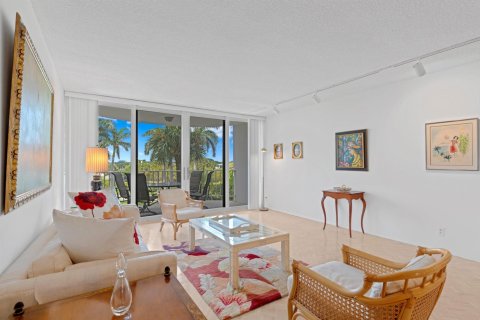 Condo in Palm Beach, Florida, 2 bedrooms  № 1207397 - photo 29