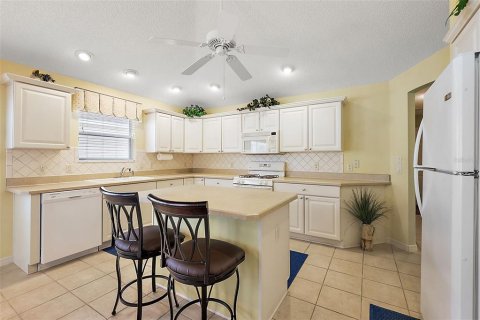 Casa en venta en The Villages, Florida, 3 dormitorios, 147.34 m2 № 1403273 - foto 13