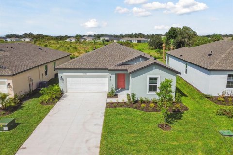 House in Parrish, Florida 2 bedrooms, 133.69 sq.m. № 1336786 - photo 2