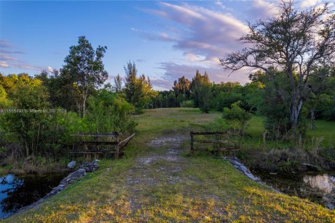 House in Southwest Ranches, Florida 6 bedrooms № 1078464 - photo 26