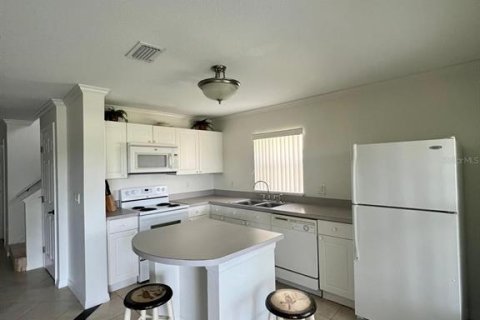 Condo in Kissimmee, Florida, 4 bedrooms  № 1218653 - photo 15