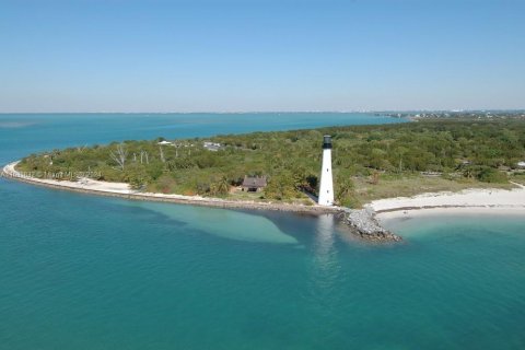 Condo in Key Biscayne, Florida, 3 bedrooms  № 1305605 - photo 23