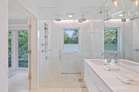 Villa ou maison à vendre à West Palm Beach, Floride: 2 chambres, 192.31 m2 № 1076984 - photo 29