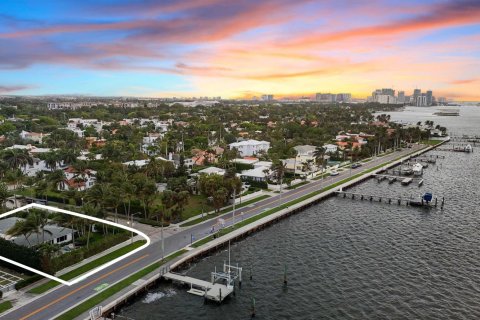 Villa ou maison à vendre à West Palm Beach, Floride: 2 chambres, 192.31 m2 № 1076984 - photo 7